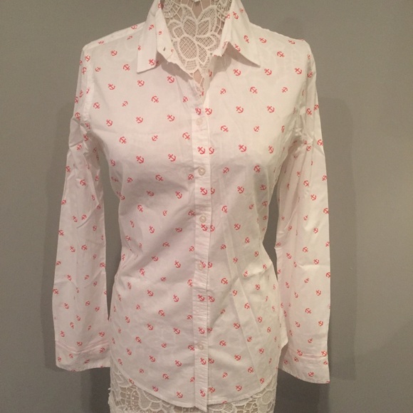 ❗️Sale ❗️Banana Republic Soft Wash Shirt - Picture 3 of 6